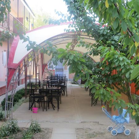 Hôtel Monte Karlo à Zaliznyi Port Extérieur photo